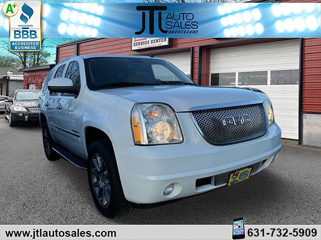 2012 Gmc Yukon Denali photo 2