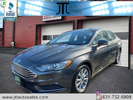 2017 Ford Fusion SE Sedan