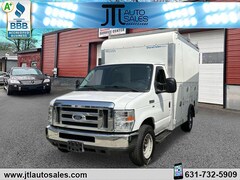 2013 Ford E-350 Cutaway