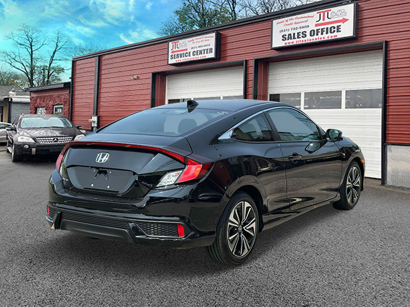 2017 Honda Civic EX-T photo 4