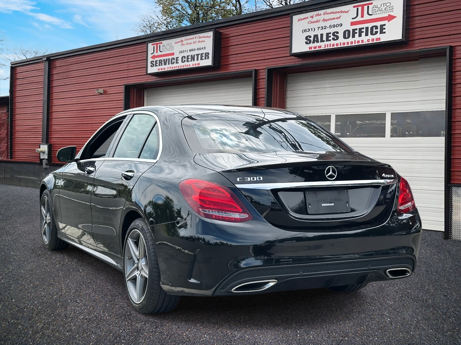 2016 Mercedes Benz C 300 4MATIC photo 4