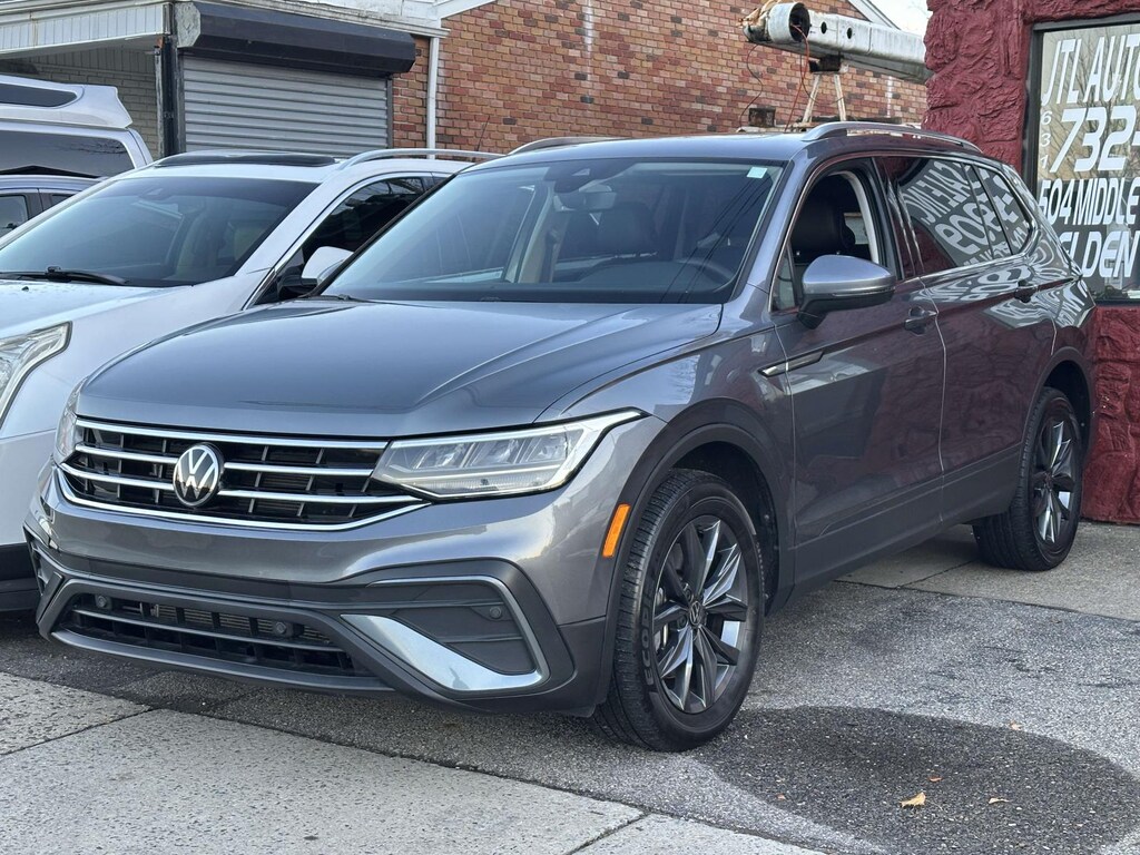 Used 2022 Volkswagen Tiguan 2.0T SE SUV