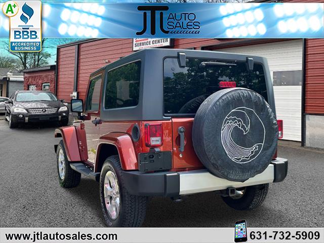 2014 Jeep Wrangler Sahara photo 4