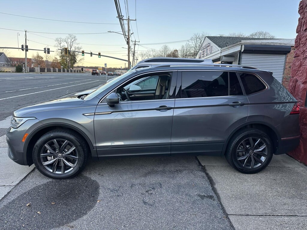 Used 2022 Volkswagen Tiguan 2.0T SE SUV