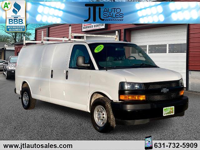 2018 Chevrolet Express 2500 Work Van photo 3