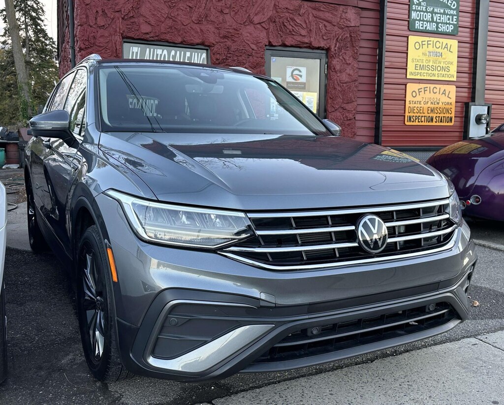 Used 2022 Volkswagen Tiguan 2.0T SE SUV