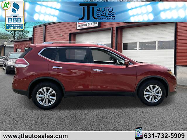 2015 Nissan Rogue SV photo 3