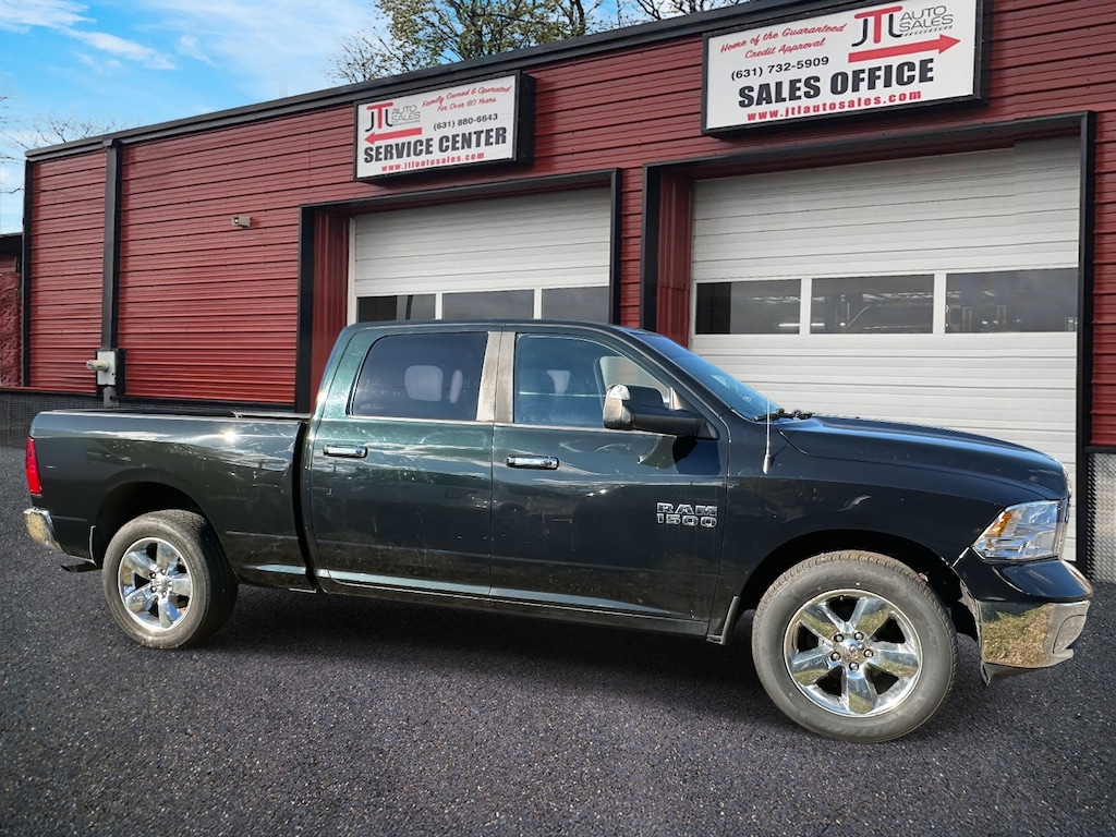 Used 2016 Ram 1500 SLT Truck Crew Cab