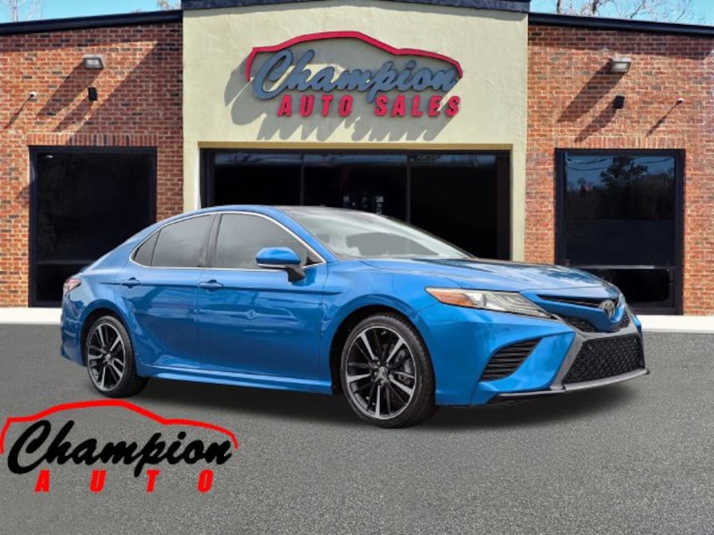 Used 2018 Toyota Camry XSE Sedan