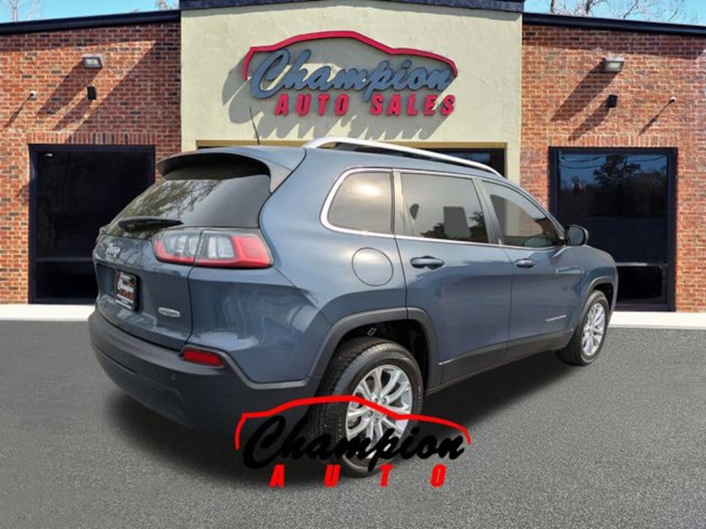 Used 2019 Jeep Cherokee Latitude FWD SUV