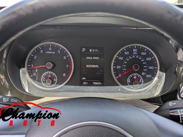 2022 Kia K5 EX - Photo 30