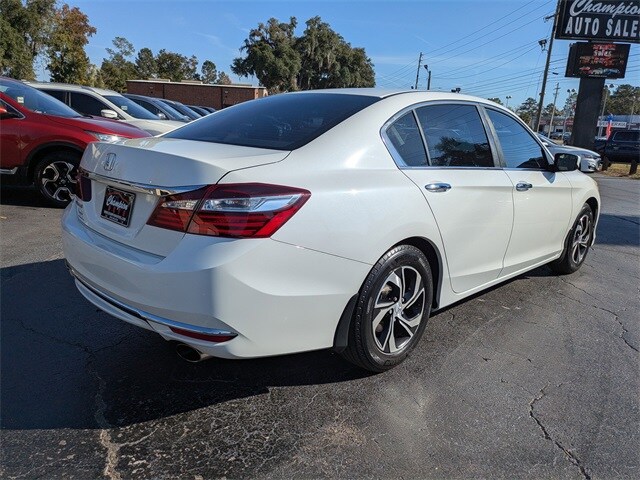 2017 Honda Accord LX photo 2