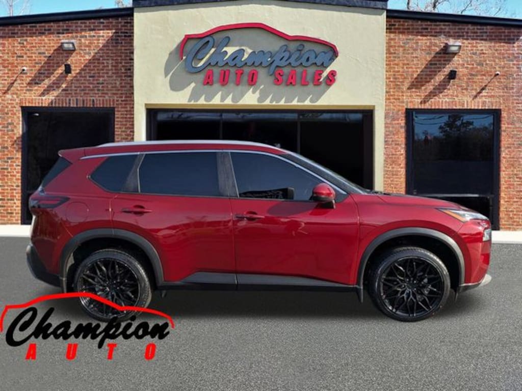 Used 2022 Nissan Rogue SV SUV