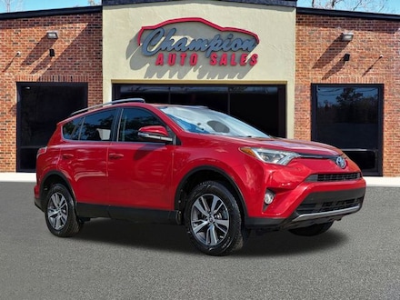 2016 Toyota RAV4 XLE SUV
