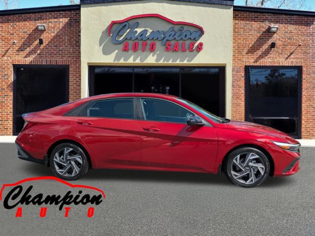 Used 2025 Hyundai Elantra SEL Sport Sedan