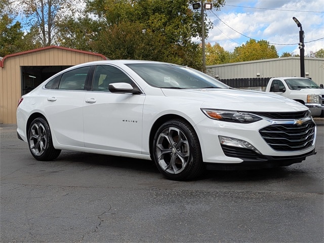 2021 Chevrolet Malibu 1LT's photo