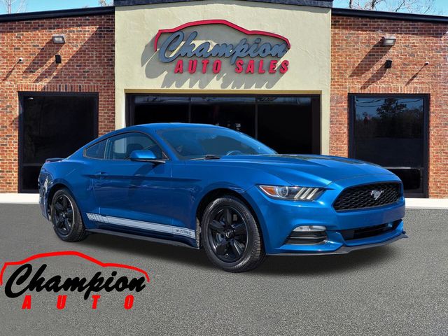 2017 Ford Mustang V6 Coupe's photo