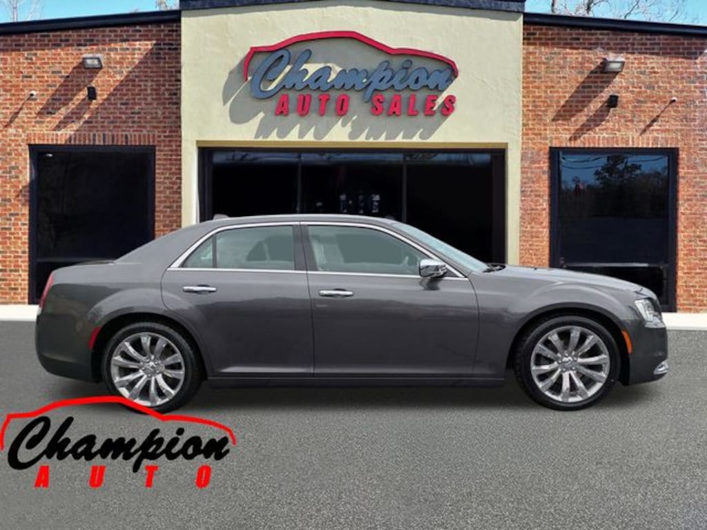 Used 2018 Chrysler 300 Limited Sedan