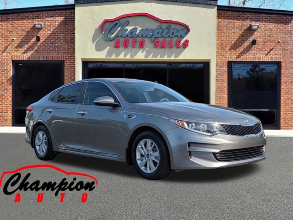 Used 2017 Kia Optima LX Sedan