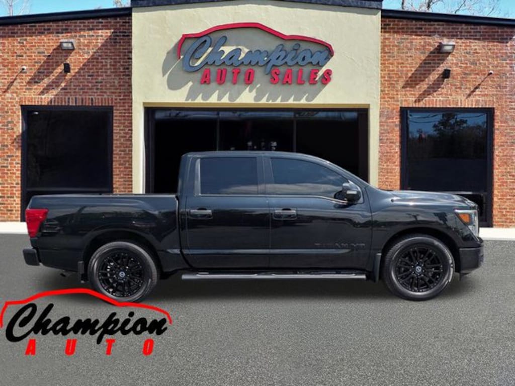 Used 2019 Nissan Titan SV Truck Crew Cab