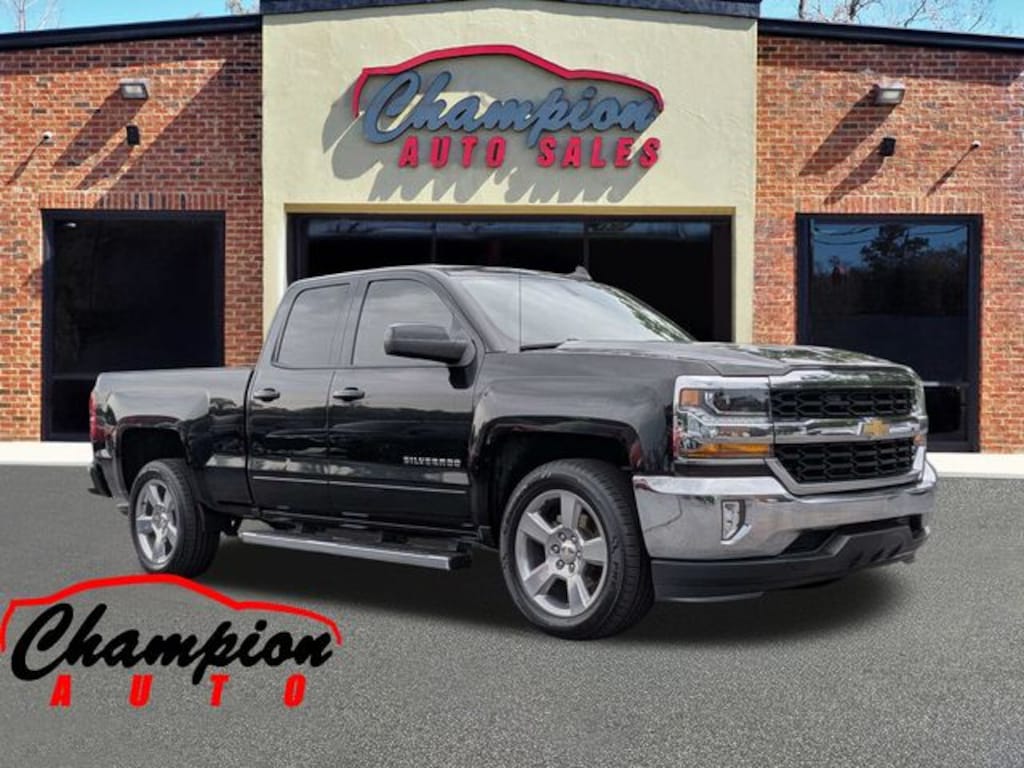 Used 2018 Chevrolet Silverado 1500 LT w/1LT Truck Double Cab