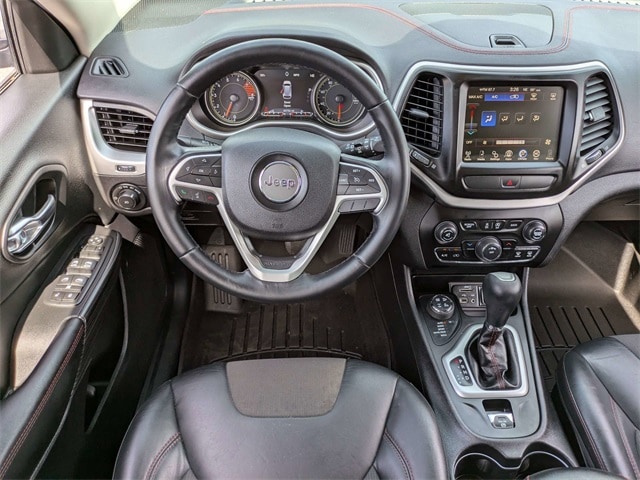 View 16