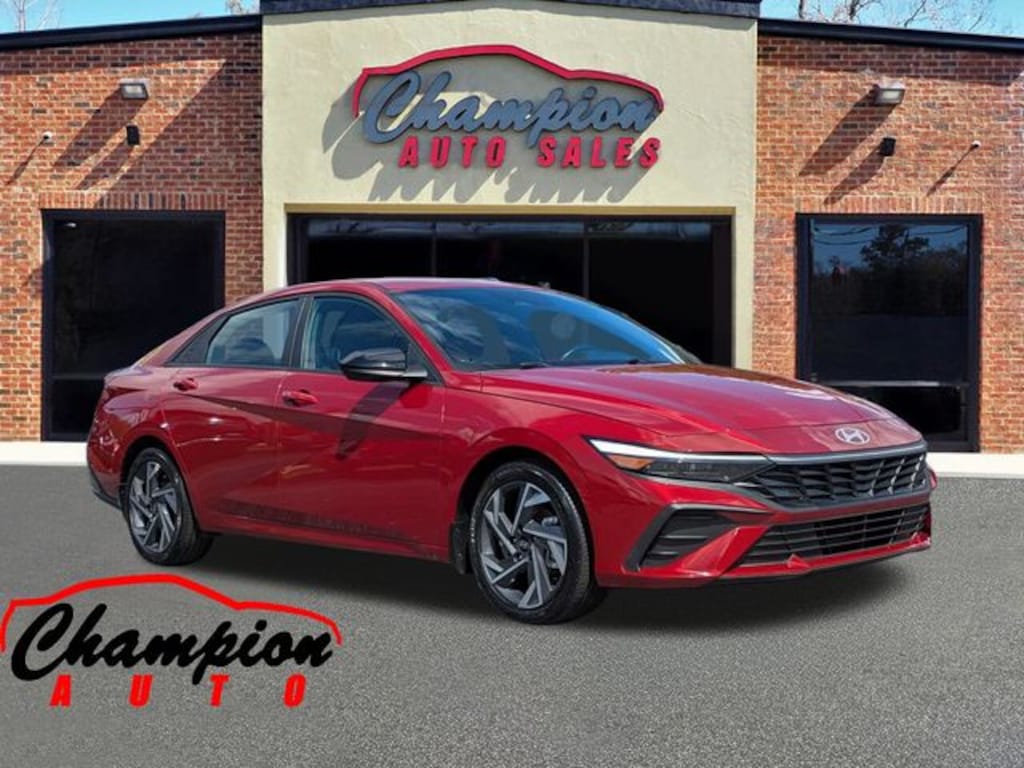 Used 2025 Hyundai Elantra SEL Sport Sedan