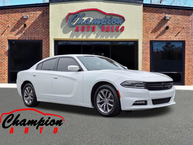 2016 Dodge Charger SXT's photo