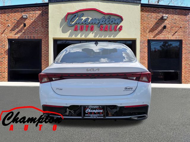 2022 Kia K5 EX - Photo 8