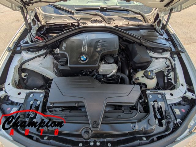 2016 BMW 3 Series 328i - Photo 15