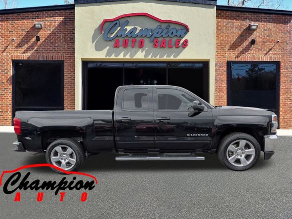 Used 2018 Chevrolet Silverado 1500 LT w/1LT Truck Double Cab