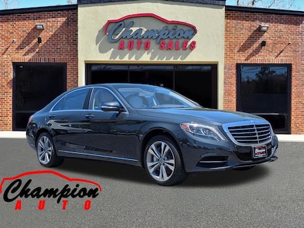 2017 Mercedes-Benz Maybach S 550 Sedan