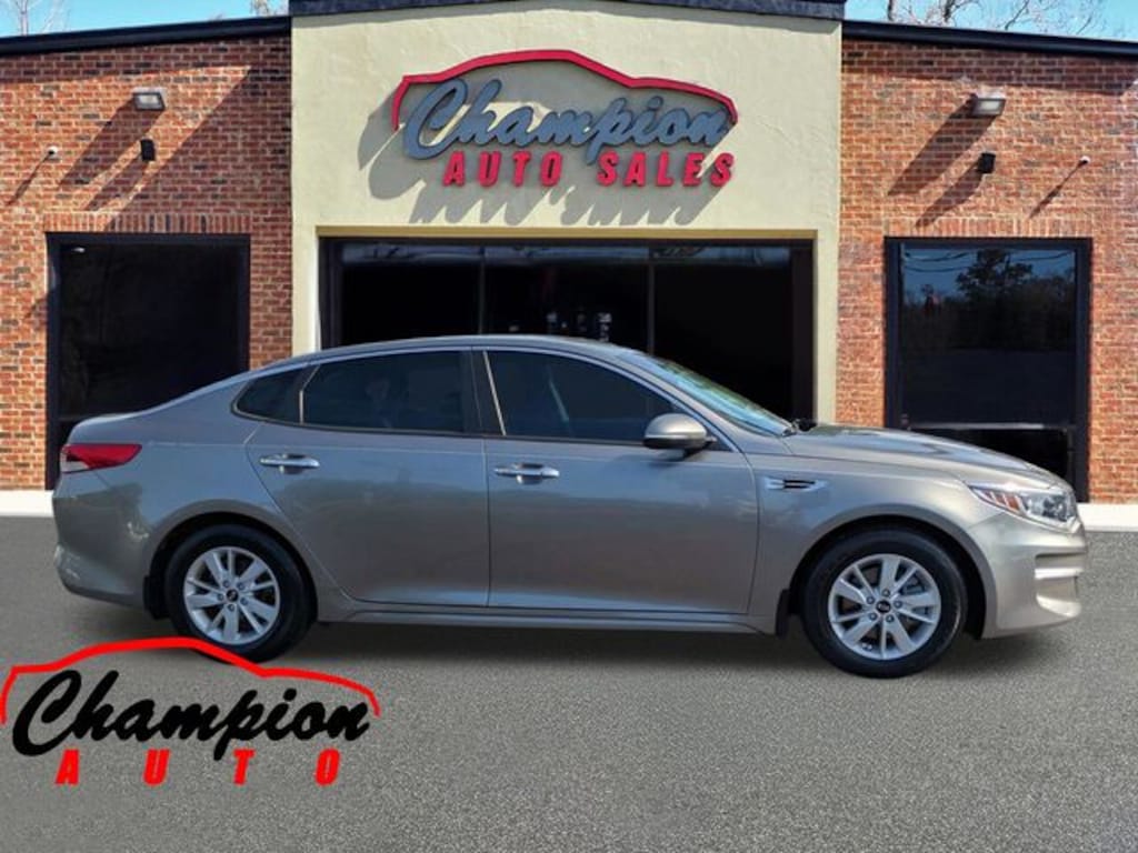 Used 2017 Kia Optima LX Sedan