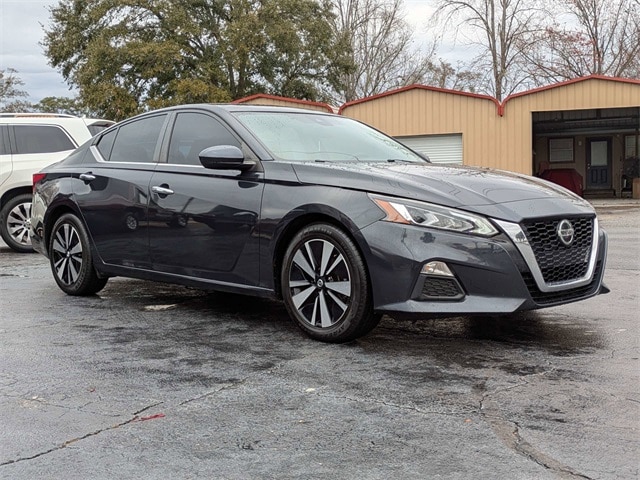 2022 Nissan Altima SV