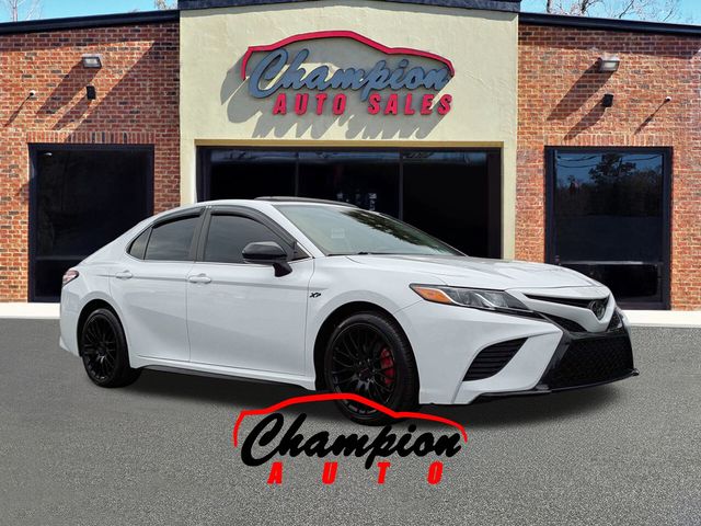 2020 Toyota Camry SE