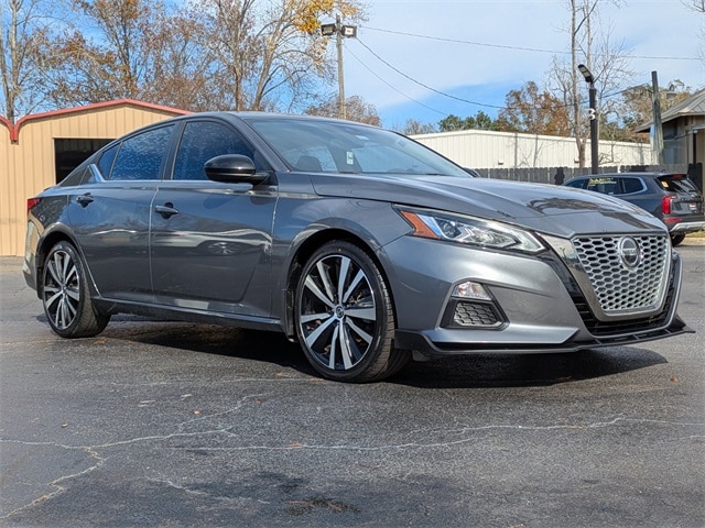 2020 Nissan Altima SR