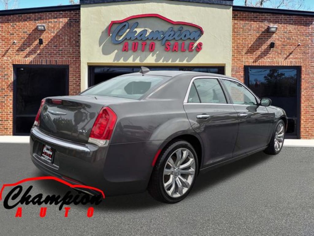 Used 2018 Chrysler 300 Limited Sedan