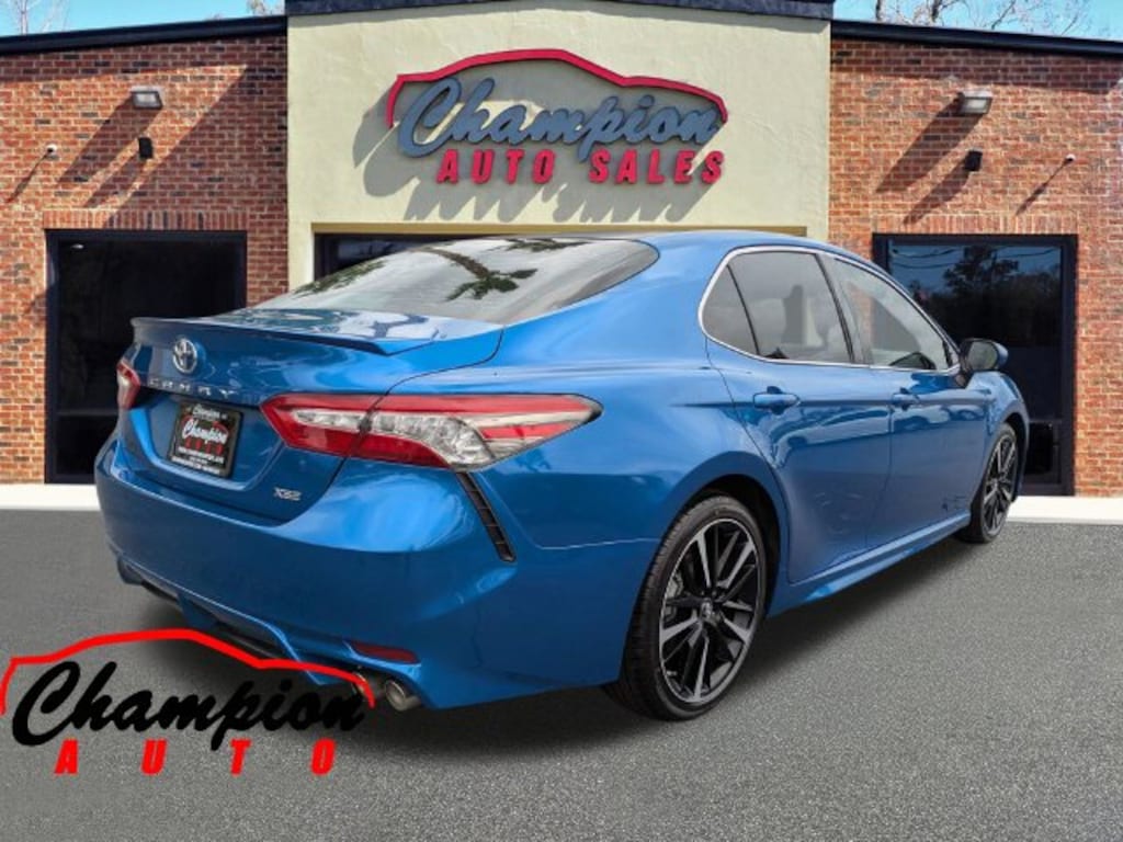 Used 2018 Toyota Camry XSE Sedan