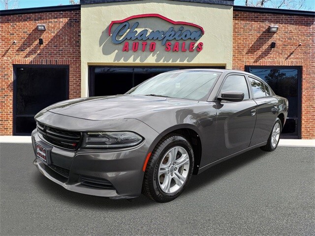2019 Dodge Charger SXT photo 4