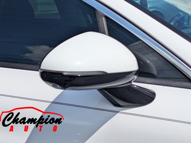 2022 Kia K5 EX - Photo 12