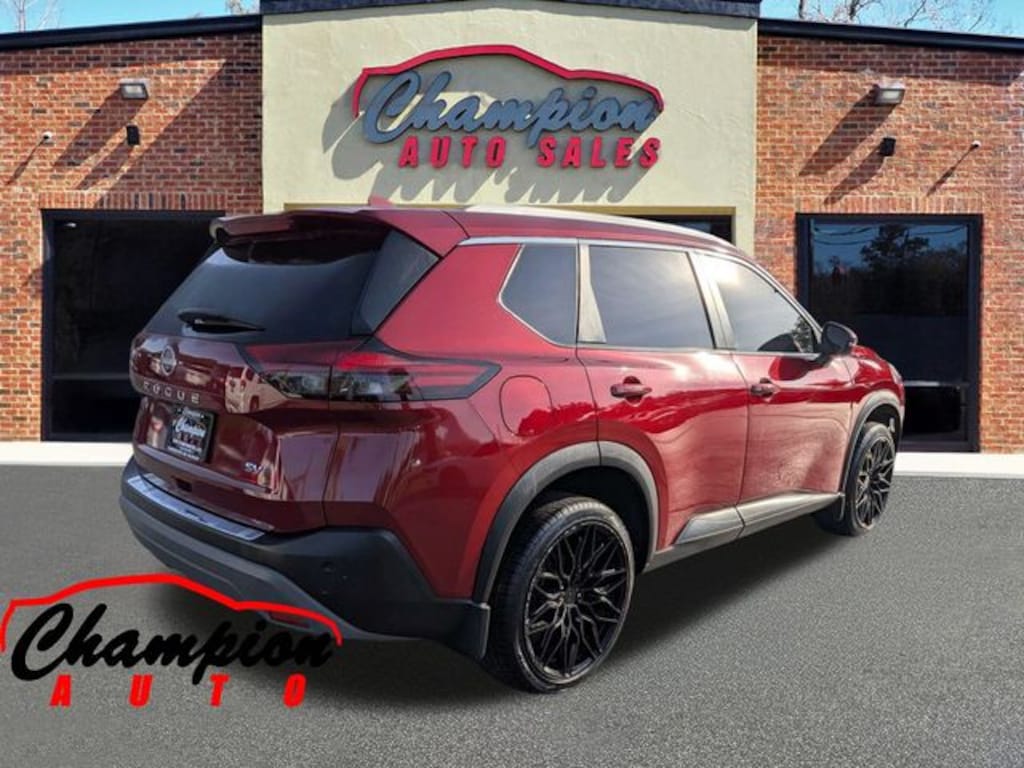 Used 2022 Nissan Rogue SV SUV