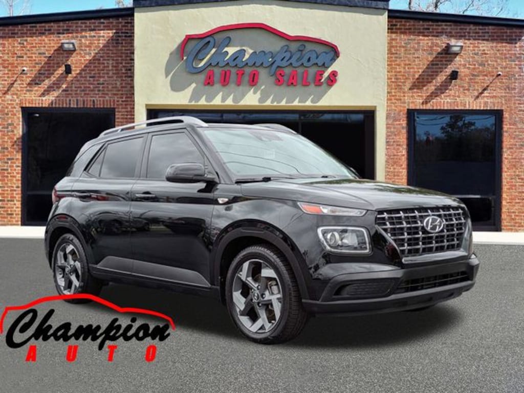 Used 2022 Hyundai Venue SEL SUV