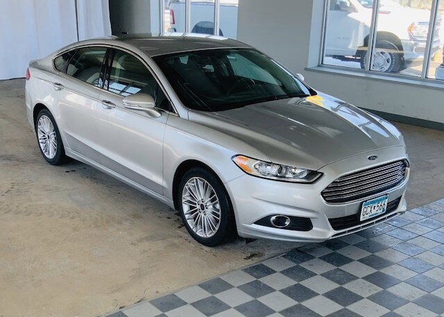 Used 2016 Ford Fusion SE with VIN 3FA6P0H9XGR355931 for sale in Alexandria, Minnesota