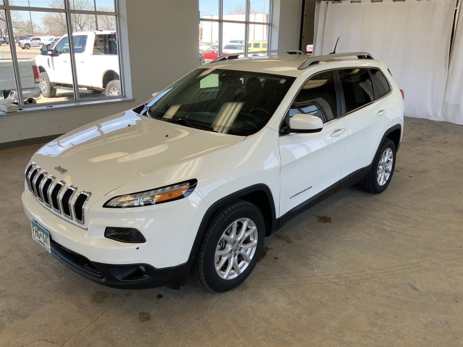 Used 2016 Jeep Cherokee Latitude with VIN 1C4PJLCS8GW108545 for sale in Alexandria, Minnesota