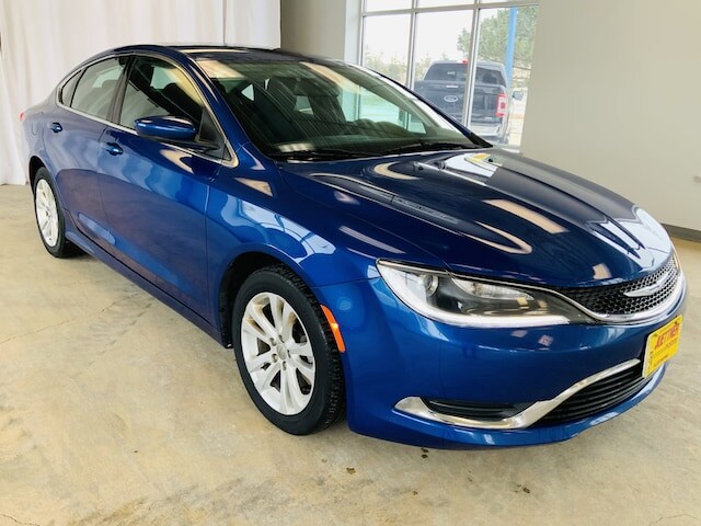 Used 2015 Chrysler 200 Limited with VIN 1C3CCCAB9FN586722 for sale in Alexandria, Minnesota