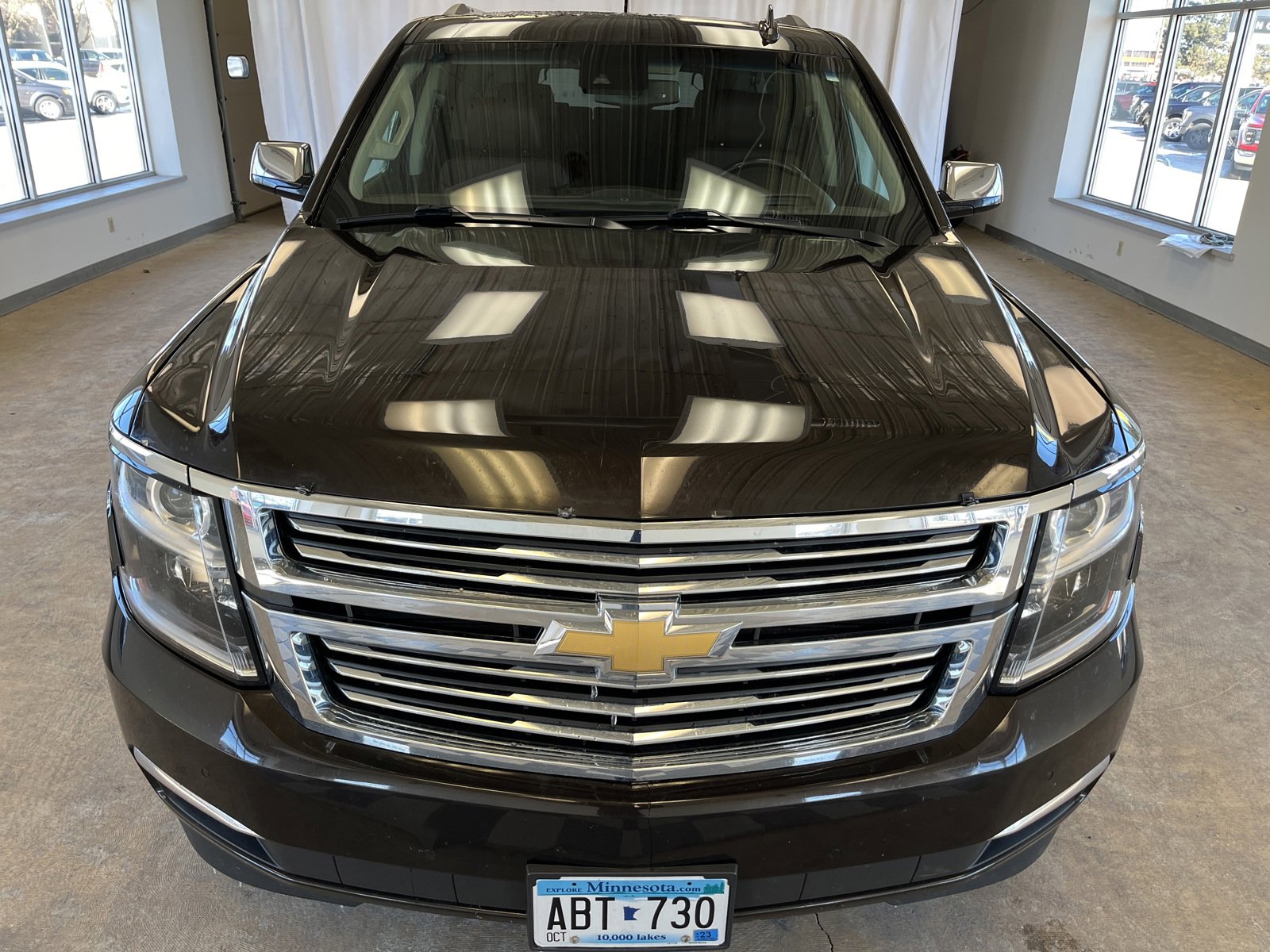 Used 2018 Chevrolet Suburban Premier with VIN 1GNSKJKC6JR138517 for sale in Alexandria, Minnesota
