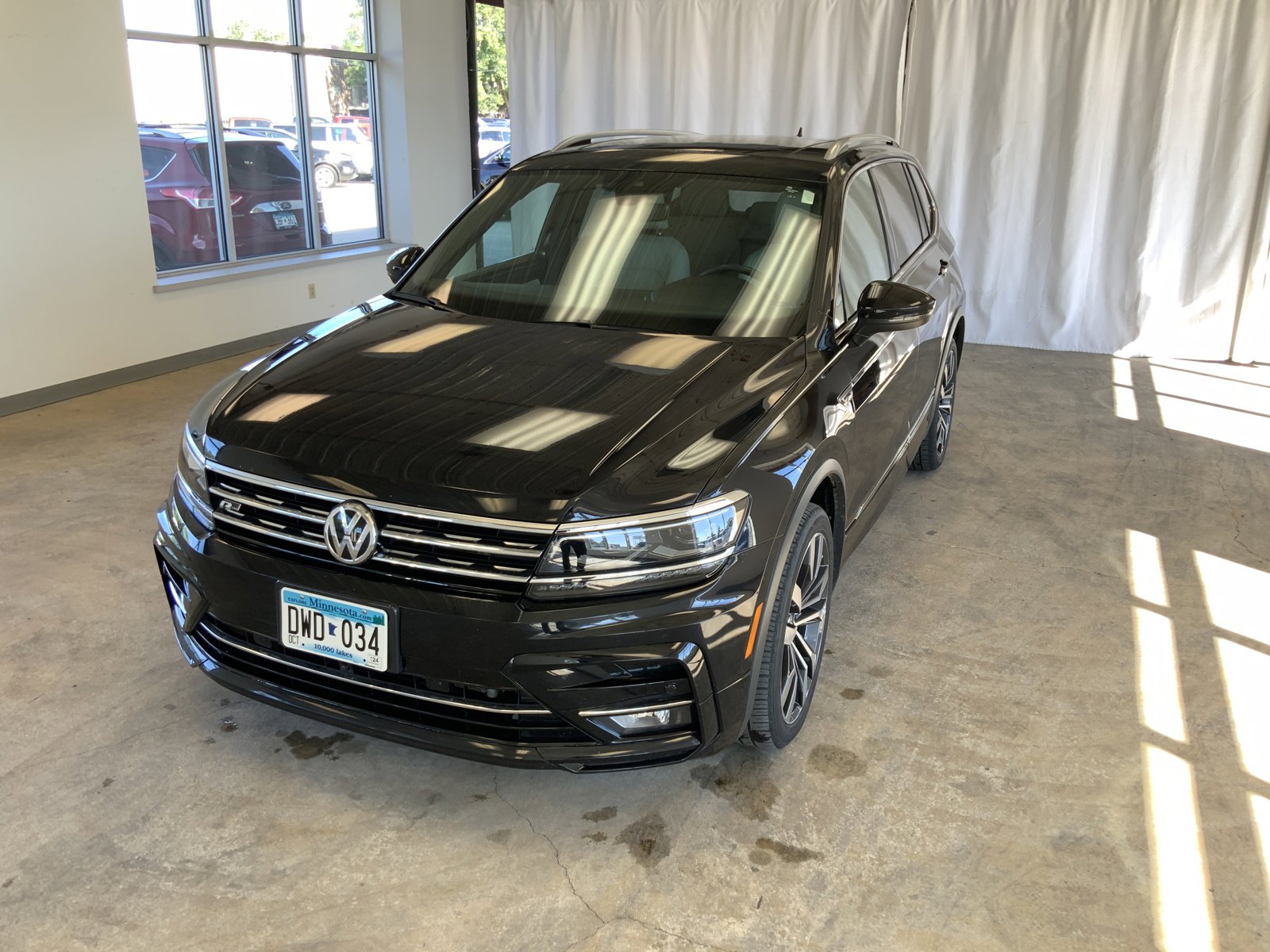 Used 2019 Volkswagen Tiguan SEL Premium R-Line with VIN 3VV4B7AX7KM147529 for sale in Alexandria, MN