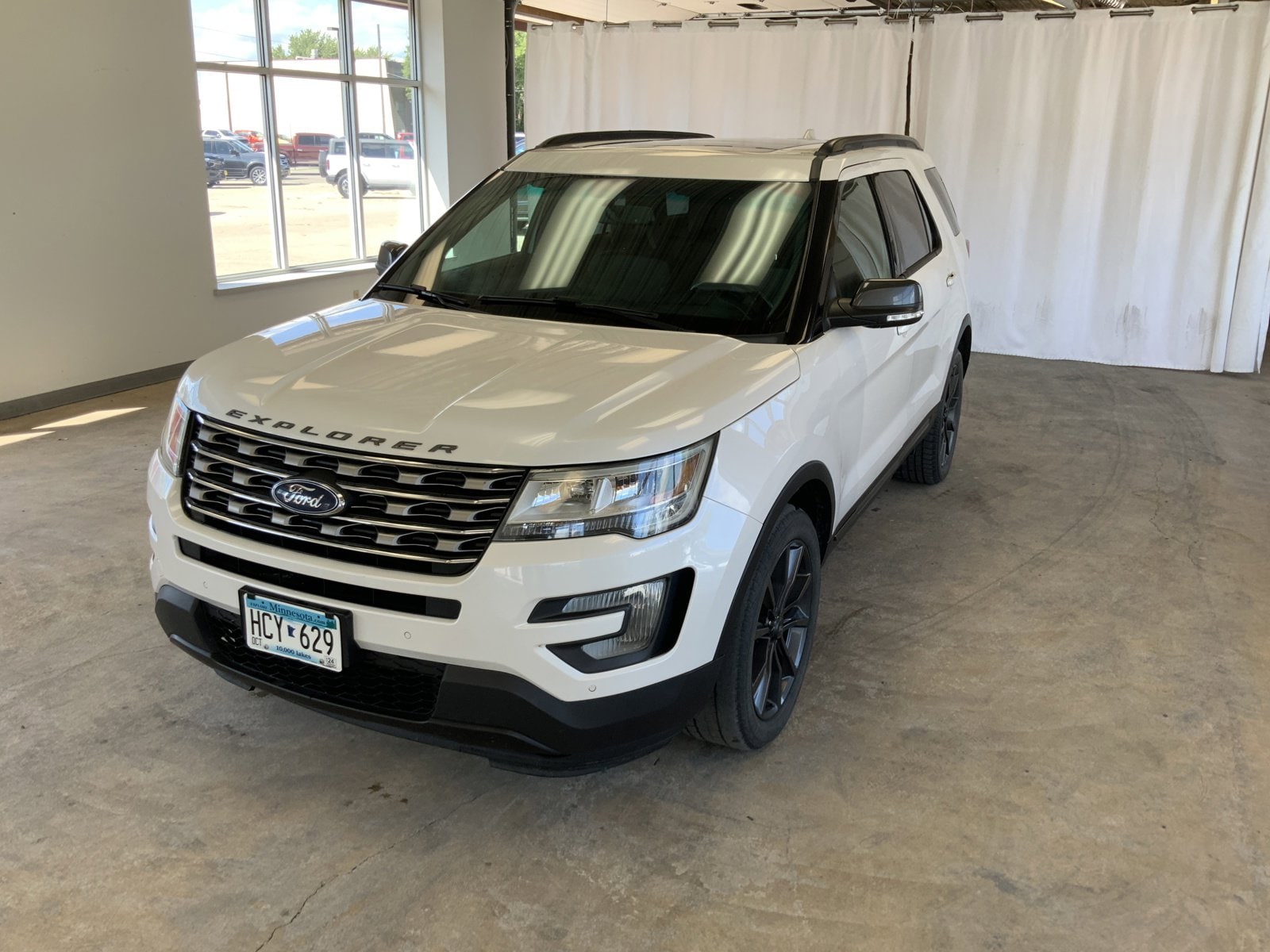 Used 2017 Ford Explorer XLT with VIN 1FM5K8D86HGA05572 for sale in Alexandria, MN