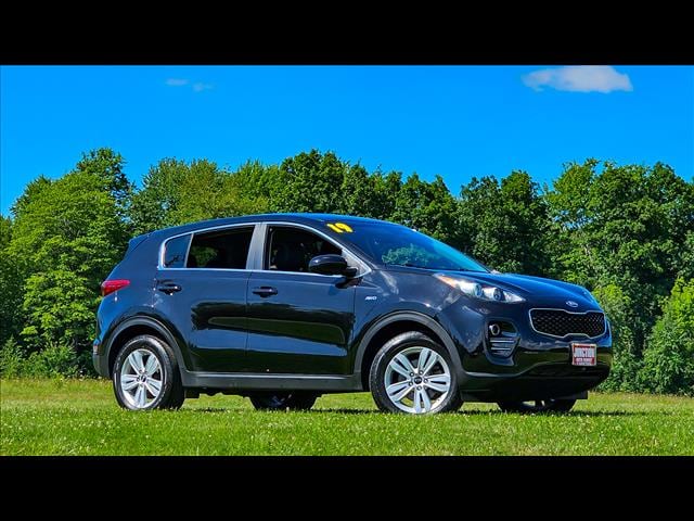 Used 2019 Kia Sportage LX with VIN KNDPMCAC7K7618696 for sale in Chardon, OH