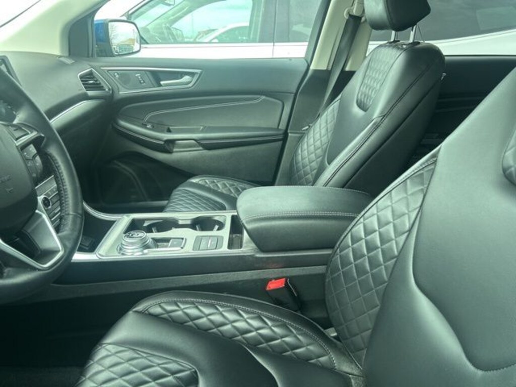 Used 2023 Ford Edge Titanium SUV